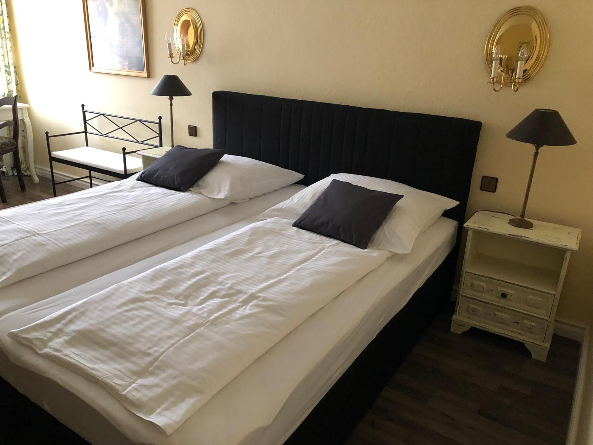 Schoekel'S Hotel Und Restaurant Elze Luaran gambar
