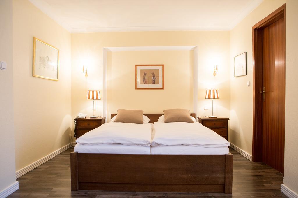 Schoekel'S Hotel Und Restaurant Elze Luaran gambar
