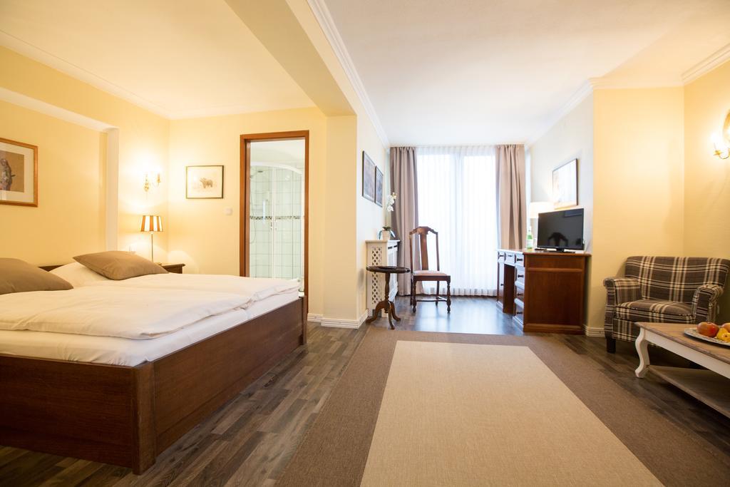 Schoekel'S Hotel Und Restaurant Elze Luaran gambar